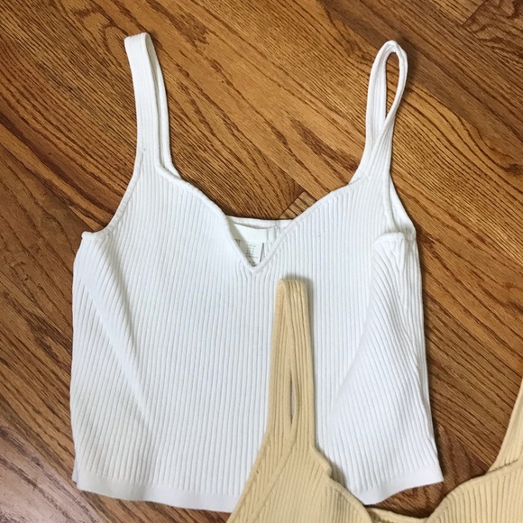 Forever 21 Cropped Knit Tanks Yellow and Cream Ribbed - Picture 3 of 8